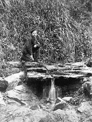 Old-Roar-Gill-c1870.